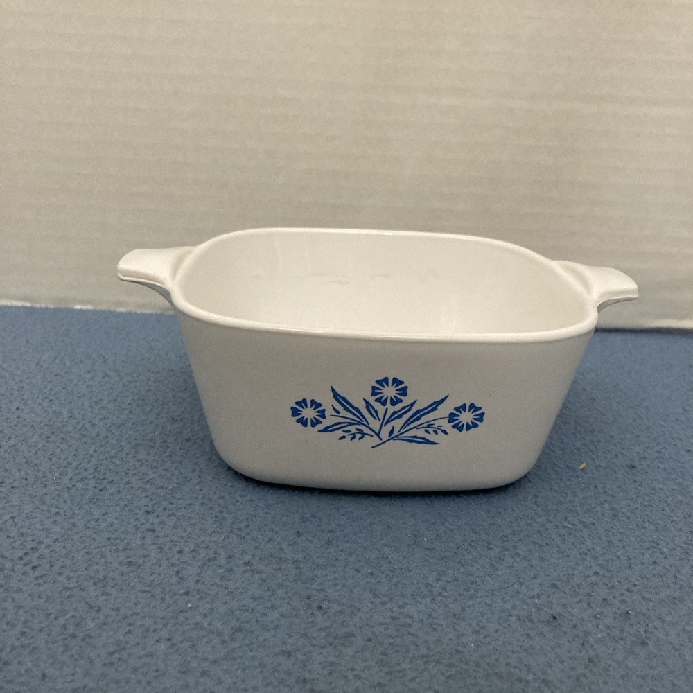 VTG Corning Ware Blue Cornflower 2 3/4 Cup Baking Dish (P-43-B)‎ No Lid - Picture 3 of 10